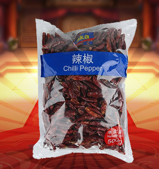 宜客(AKA)辣椒產自四川成都500g每袋，選用上等優(yōu)質的辣椒為原料，經現(xiàn)代先進的工藝，精心制作而成，品質天然，口味純正。營養(yǎng)豐富，美味健康，香辣口感，氣味芳香，味道純正，品質有保障，可放心食用。塑料質地包裝，簡潔大方，食用簡單，是您廚房常備品的上好選擇，帶給您全新的精彩體驗。