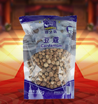 廚之選(HORECA SELECT)豆蔻產自四川成都200g每袋，精細加工而成，質量上乘，備受廣大專業(yè)廚師和消費者歡迎和厚愛，是您廚房必備品。保留了豆蔻中原有的滋味、氣味和全部的營養(yǎng)物質，風味獨特，定會讓您回味無窮。不使用化學劑、無化學殘留、不破壞營養(yǎng)成分，給家人一份天然、一份健康、一份安心。