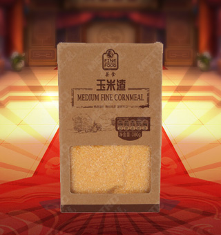 薈食(FINE FOOD)玉米渣產(chǎn)自山東棗莊380g每袋，精選優(yōu)質(zhì)原料玉米糝，更綠色、更健康、更環(huán)保，食用更加放心。本產(chǎn)品的設(shè)計精致大方、方便攜帶，是作為居家、旅行、聚會常備的休閑伴侶。玉米渣源自玉米，玉米含有大量的纖維素、黃體素、玉米黃質(zhì)以及微量的維生素，是您的健康伴侶。