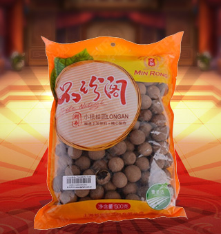 新閩融小核桂圓產(chǎn)自福建莆田500g每袋，采用優(yōu)質(zhì)綠色的原產(chǎn)地，精心選材，每一顆都經(jīng)過精心挑選，健康美味，值得選擇。美味可口，果肉飽滿，口感香濃，上等桂圓，美味享受，甘甜口味，愛不離口。本產(chǎn)品有著嚴(yán)格的把關(guān)，精致的包裝，獨(dú)特的工藝，方便簡(jiǎn)潔，更加方便您的攜帶。