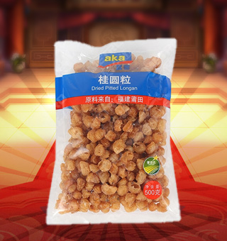 宜客(AKA)桂圓粒產(chǎn)自福建莆田500g每袋，精選優(yōu)質(zhì)桂圓為原料，經(jīng)先進(jìn)工藝精心制作而成，果實(shí)渾圓，果肉晶瑩易剝離，輕松享受。薈食臻選桂圓中富含豐富的蛋白質(zhì)、脂肪、碳水化合物及鈉等微量元素，有助于補(bǔ)充人體所需。采用精美袋式包裝，大氣上檔次，果肉適合煮粥、煲湯等，食法多樣，是你居家生活的必備選擇。