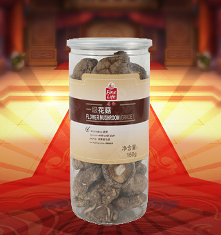 薈食(FINE LIFE)一級(jí)花菇 產(chǎn)自河南駐馬店150g每袋，質(zhì)輕盈，有特殊天然菌香，味道鮮美，風(fēng)味獨(dú)特，保留了豐富的營(yíng)養(yǎng)成分。采取透明包裝，新鮮清晰可見，干凈衛(wèi)生，方便存放冷藏，方便消費(fèi)者們的選購(gòu)，安全健康，放心購(gòu)買。