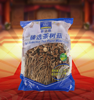 廚之選(HS)臻選茶樹菇產(chǎn)自浙江麗水250g每袋，產(chǎn)品呈小圓形，收縮得很緊，肉頭厚實(shí)，根蒂短小，并且及時(shí)采摘，確保新鮮。澤誘人聞之香味沁人，食之口感渾厚、爽滑，鮮美多汁，令人垂涎欲滴，營(yíng)養(yǎng)價(jià)值極高。采用透明的袋式包裝，產(chǎn)品色澤清晰可見，方便消費(fèi)者們的選購(gòu)，質(zhì)量有保證，可放心購(gòu)買。